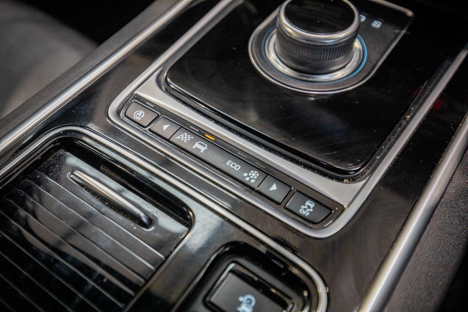 Used Jaguar XE 2018 for sale - 77597929: Photo 29