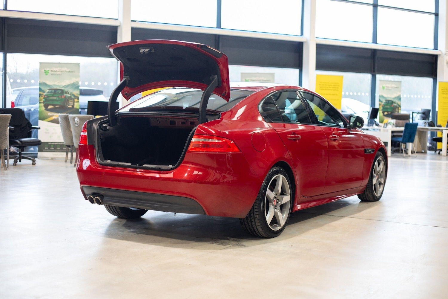 Used Jaguar XE 2018 for sale - 77597929: Photo 38