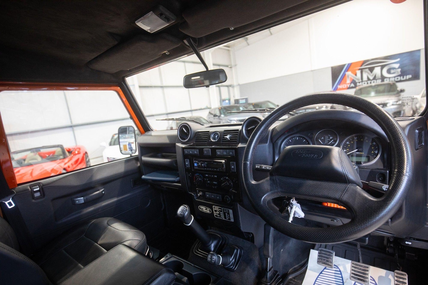 Used Land Rover Defender for sale - 77468518: Photo 2