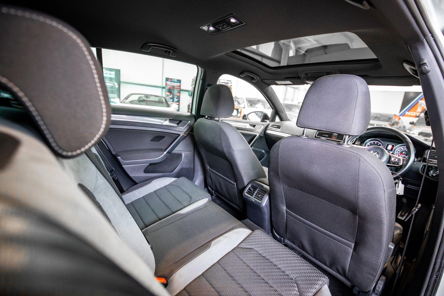 Used Volkswagen Golf for sale - 78136106: Photo 15