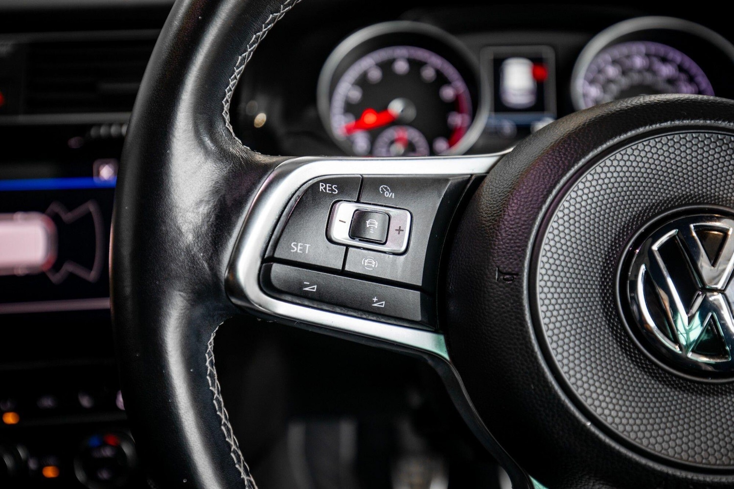 Used Volkswagen Golf for sale - 78136106: Photo 19