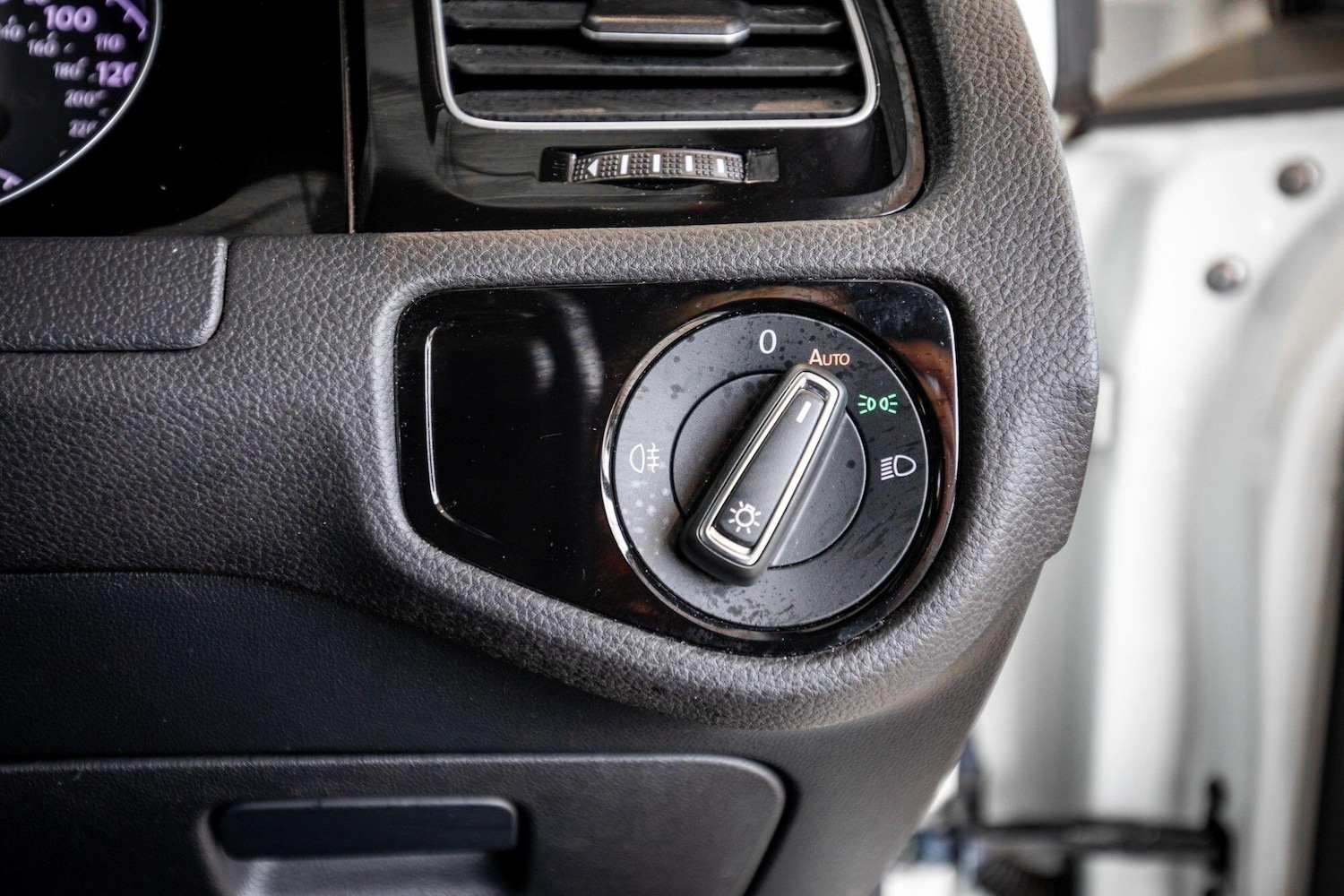 Used Volkswagen Golf for sale - 78136106: Photo 23