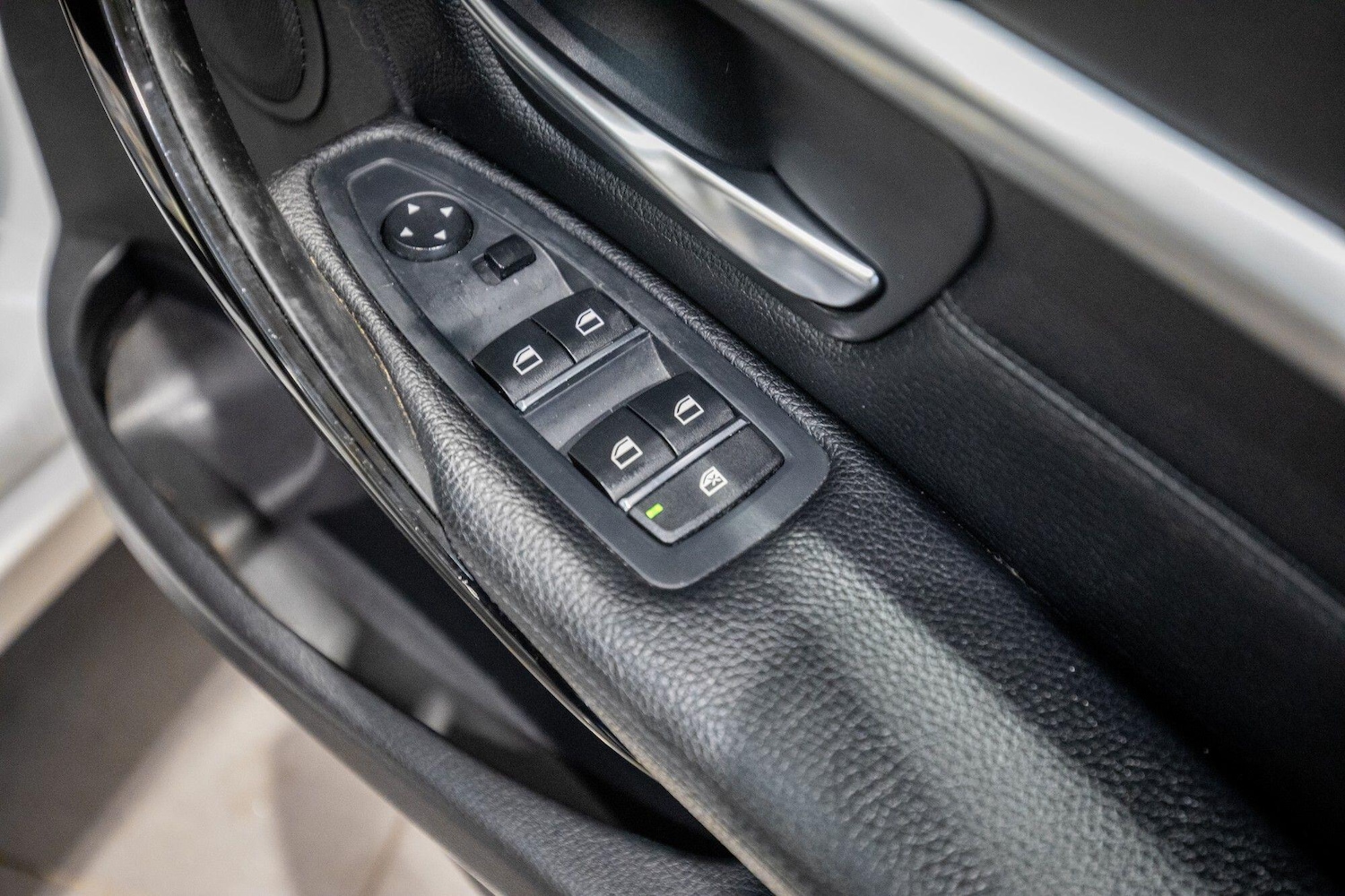 Used BMW 3 Series 2016 for sale - 77267252: Photo 12