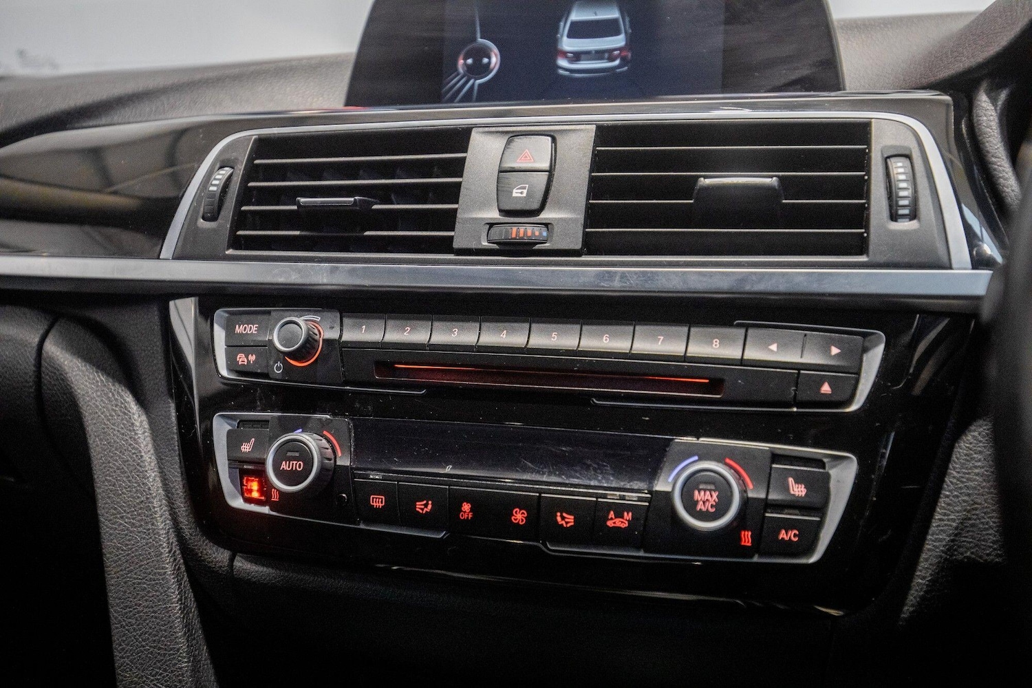 Used BMW 3 Series 2016 for sale - 77267252: Photo 24