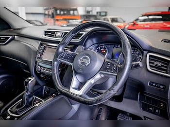 Used Nissan Qashqai 2017 for sale - 78536507: Photo