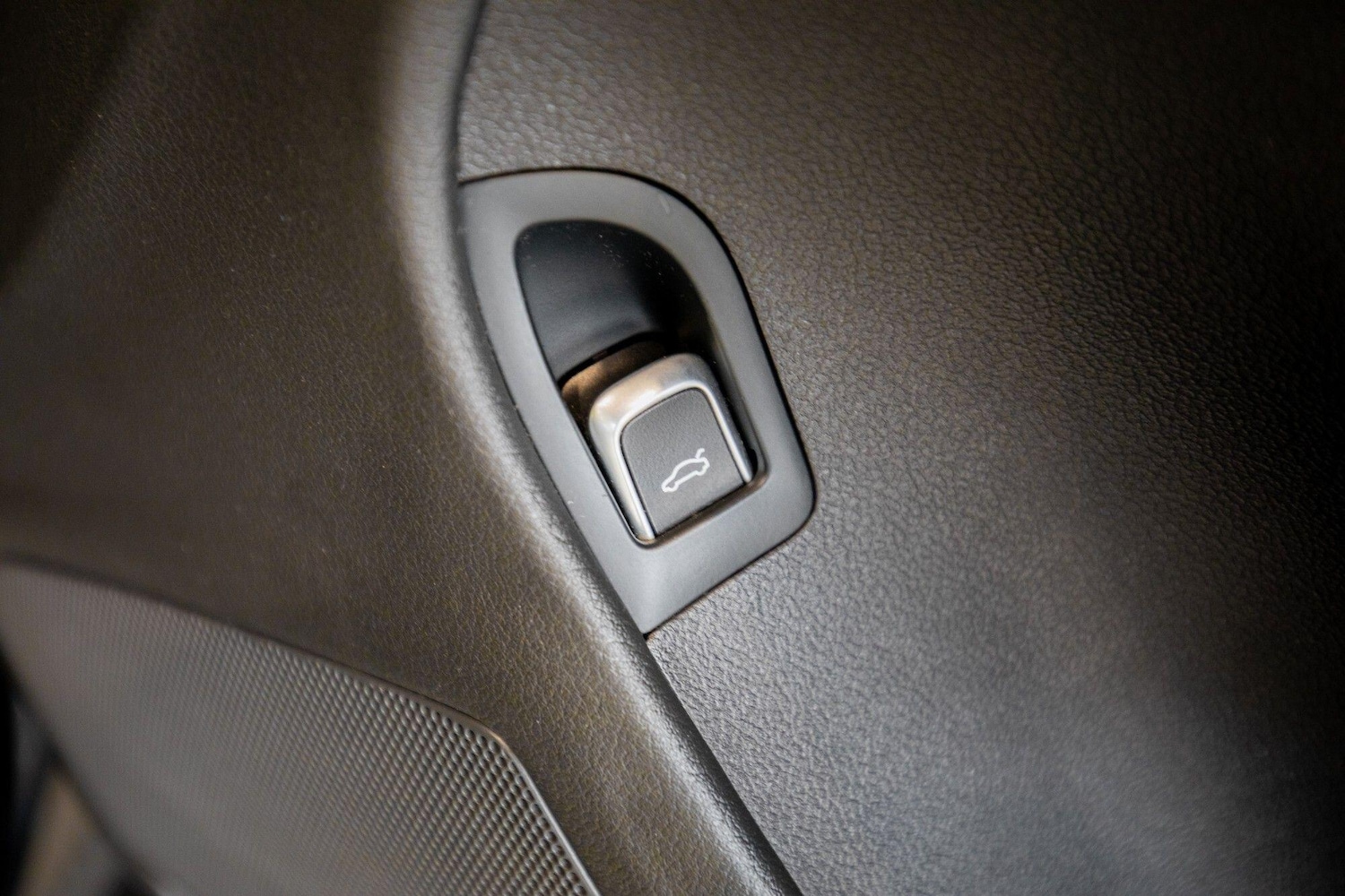 Used Audi A4 2015 for sale - 76865758: Photo 17