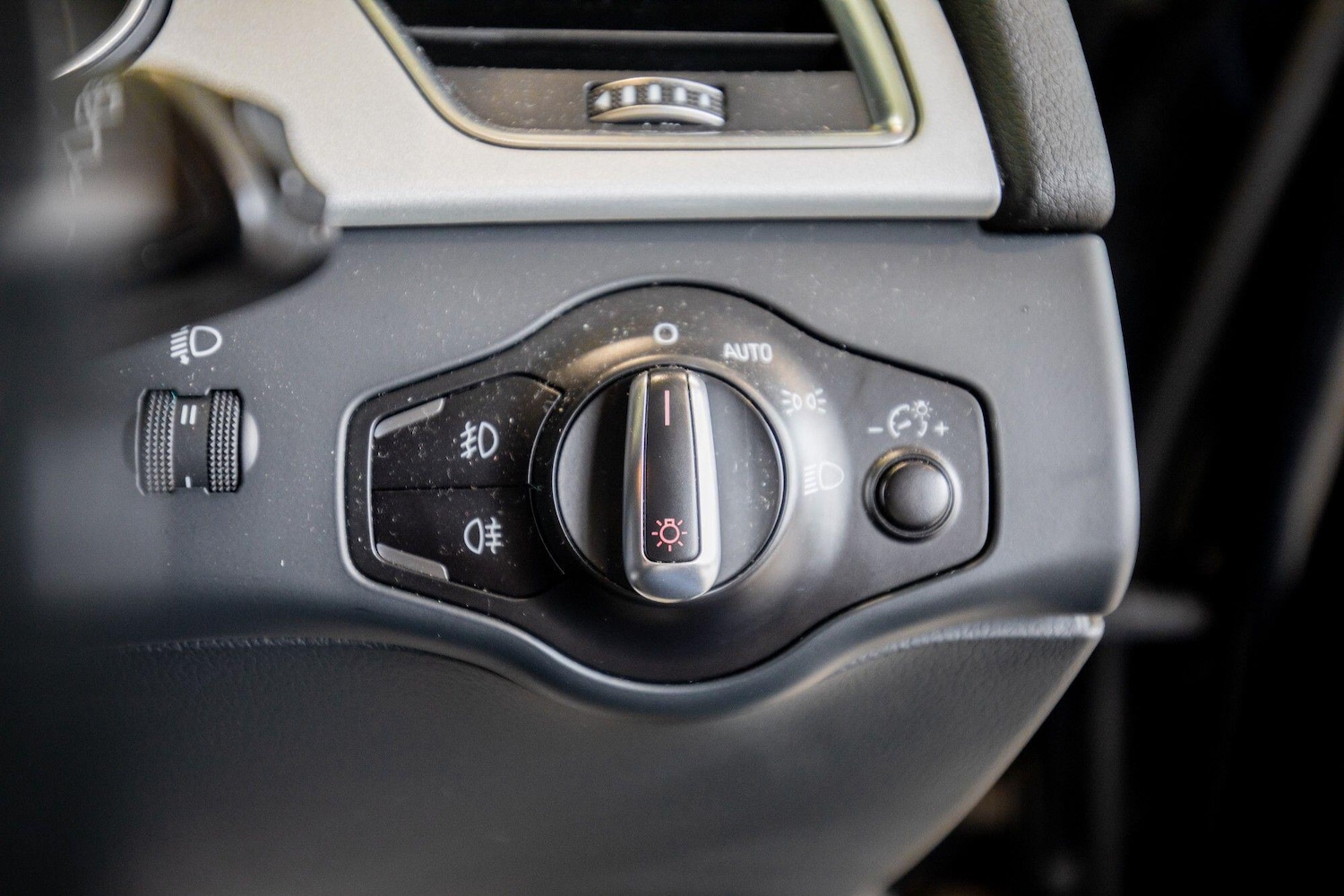 Used Audi A4 2015 for sale - 76865758: Photo 18