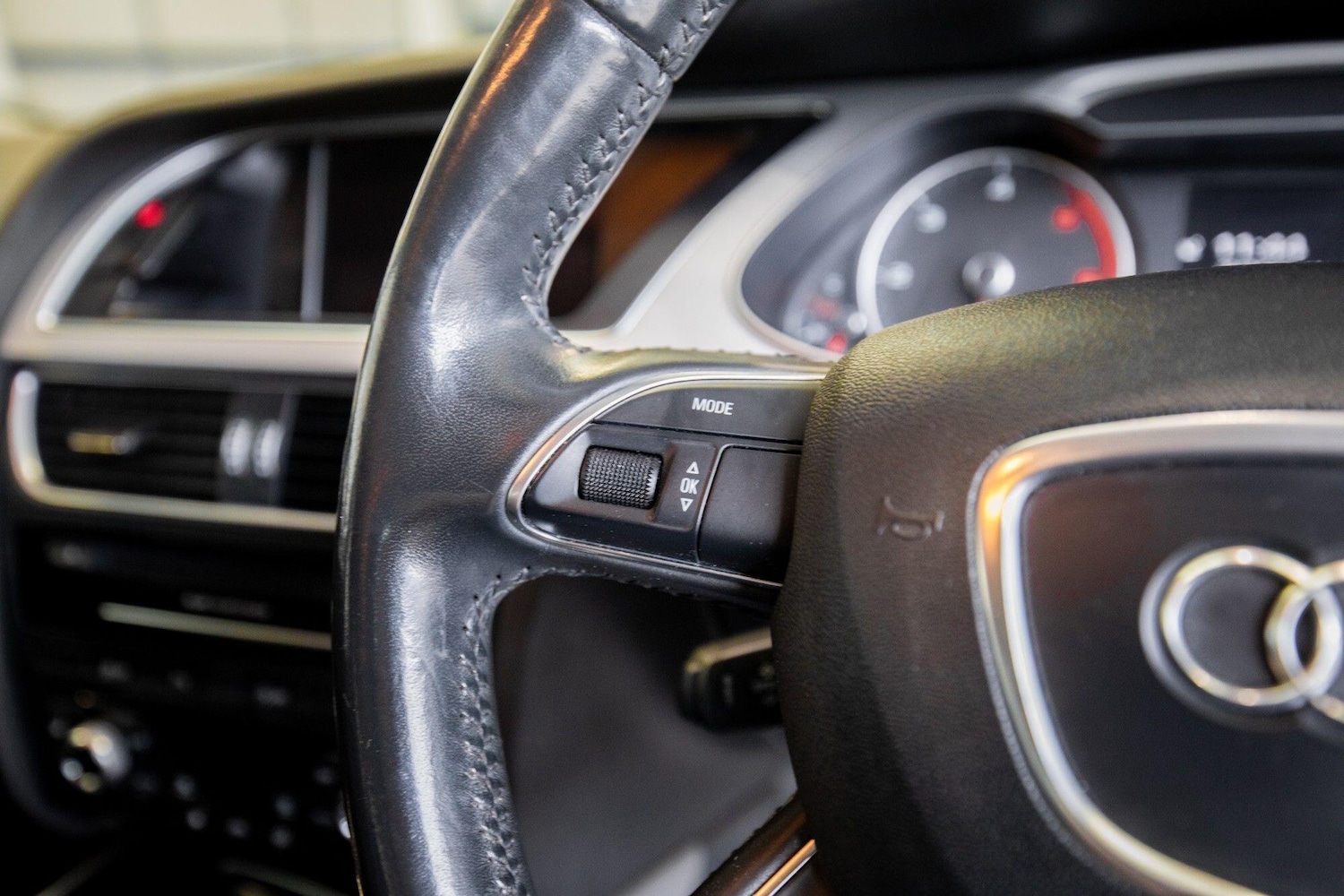 Used Audi A4 2015 for sale - 76865758: Photo 20