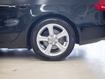 Used Audi A4 2015 for sale - 76865758: Photo