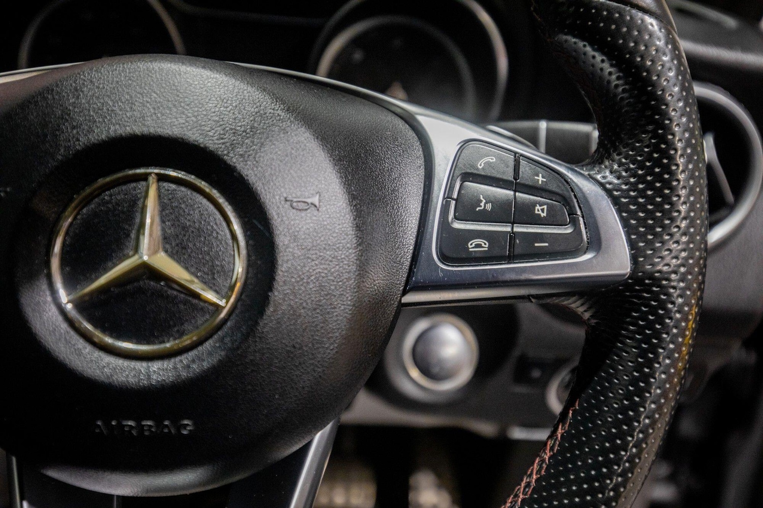 Used Mercedes-Benz GLA 2017 for sale - 77216112: Photo 18