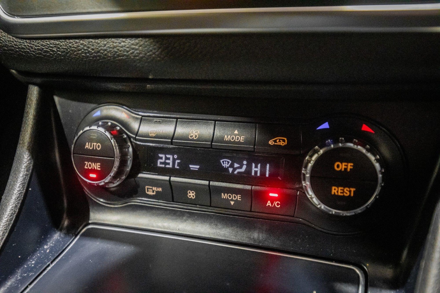 Used Mercedes-Benz GLA 2017 for sale - 77216112: Photo 29