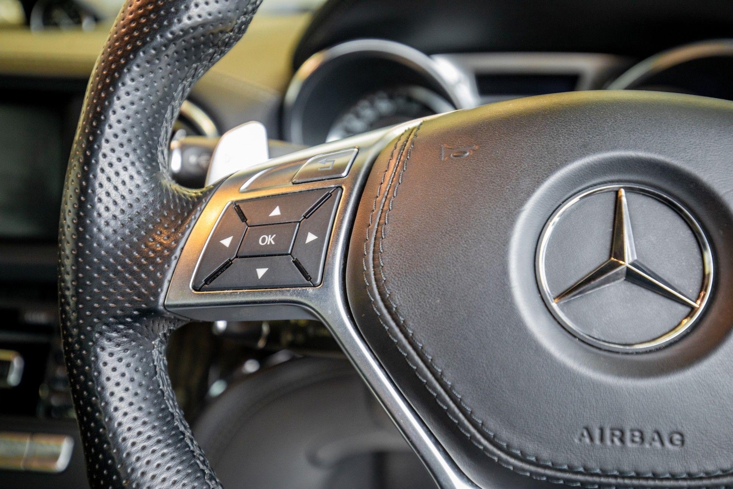 Used Mercedes-Benz SL for sale - 76825006: Photo 22