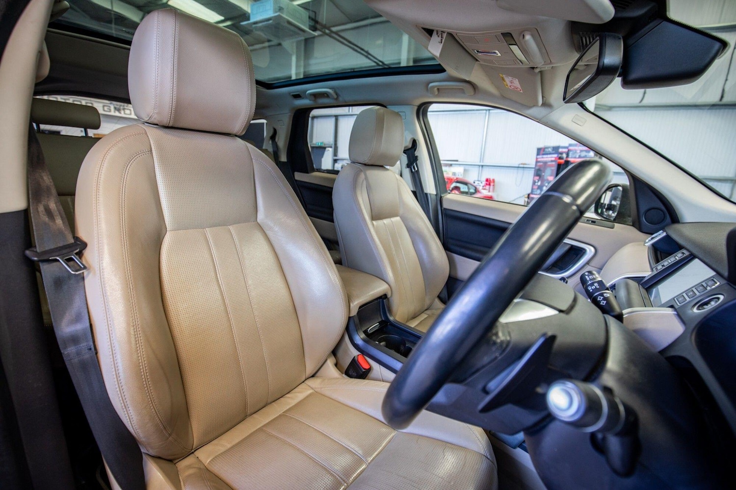 Used Land Rover Discovery Sport for sale - 78062744: Photo 14