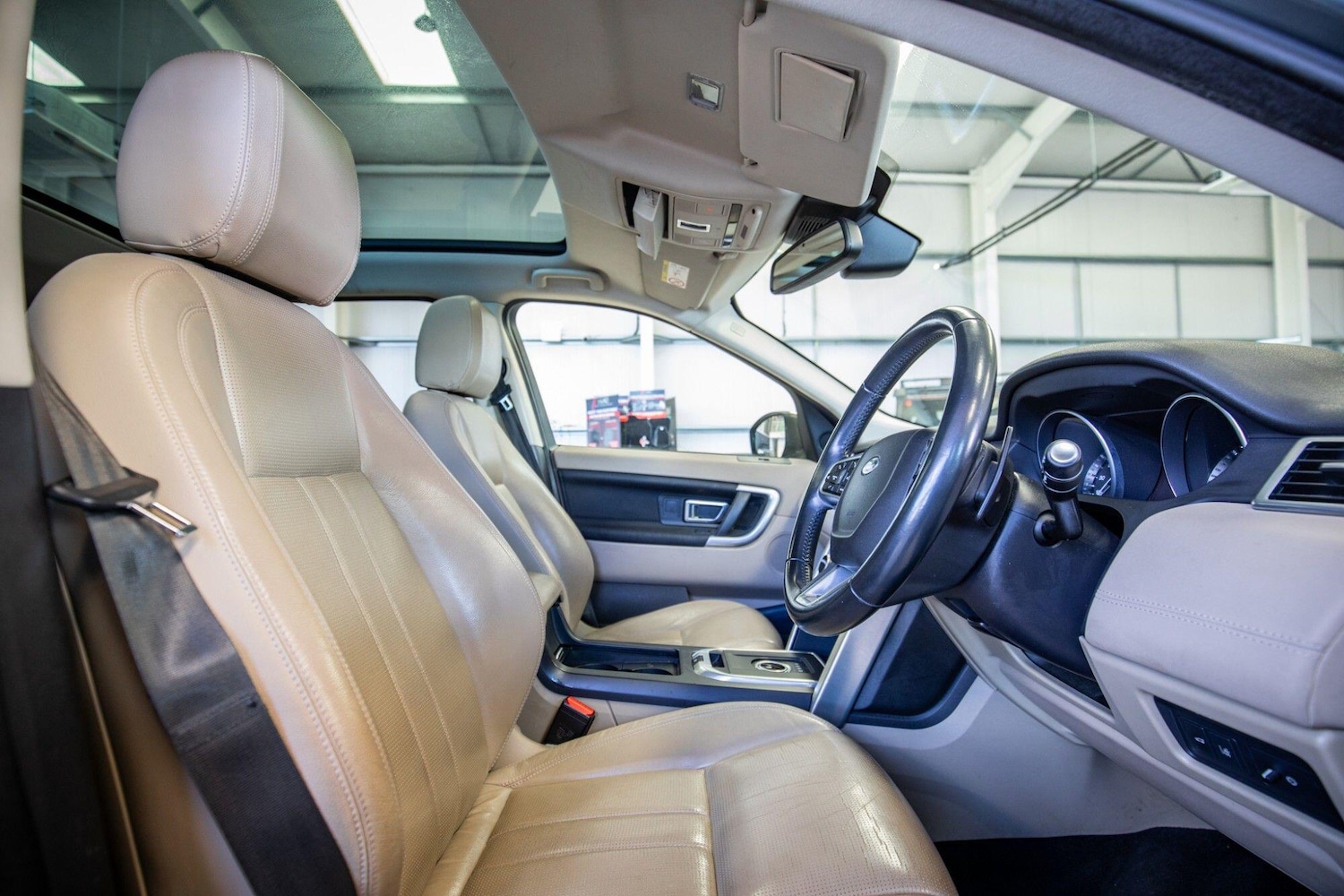 Used Land Rover Discovery Sport for sale - 78062744: Photo 3