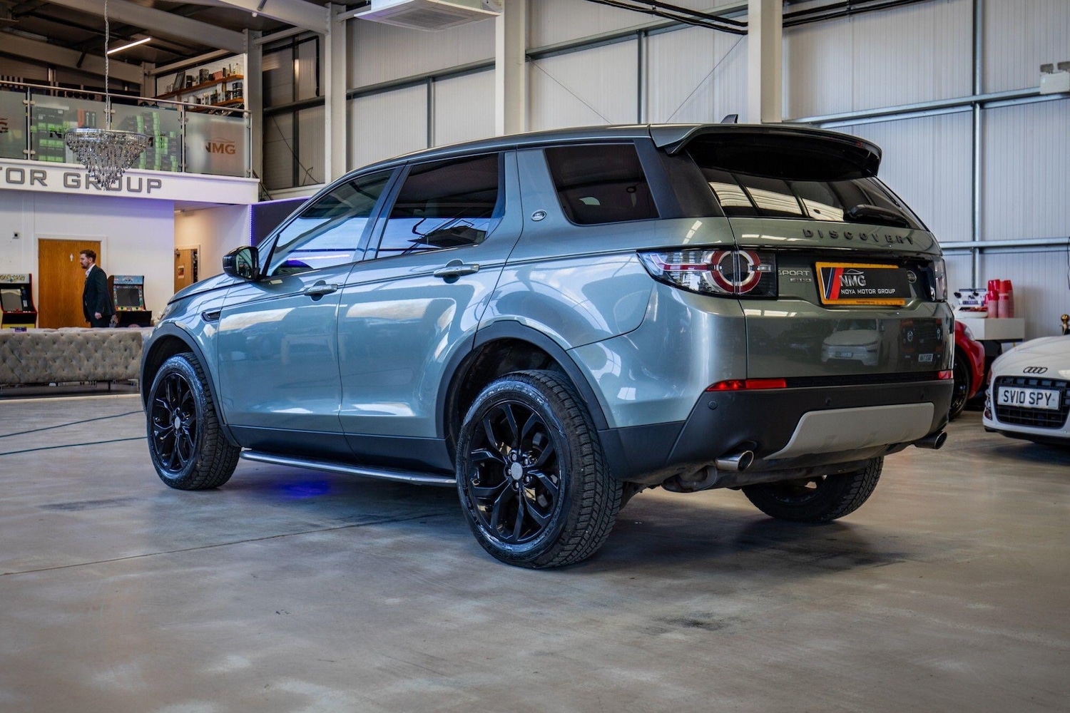 Used Land Rover Discovery Sport for sale - 78062744: Photo 4