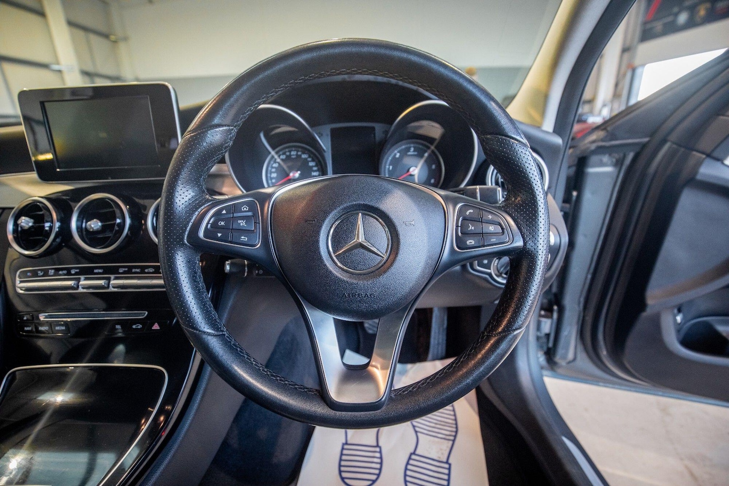 Used Mercedes-Benz C Class 2016 for sale - 77908784: Photo 15