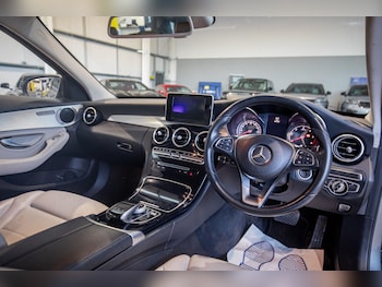 Used Mercedes-Benz C Class 2016 for sale - 77908784: Photo