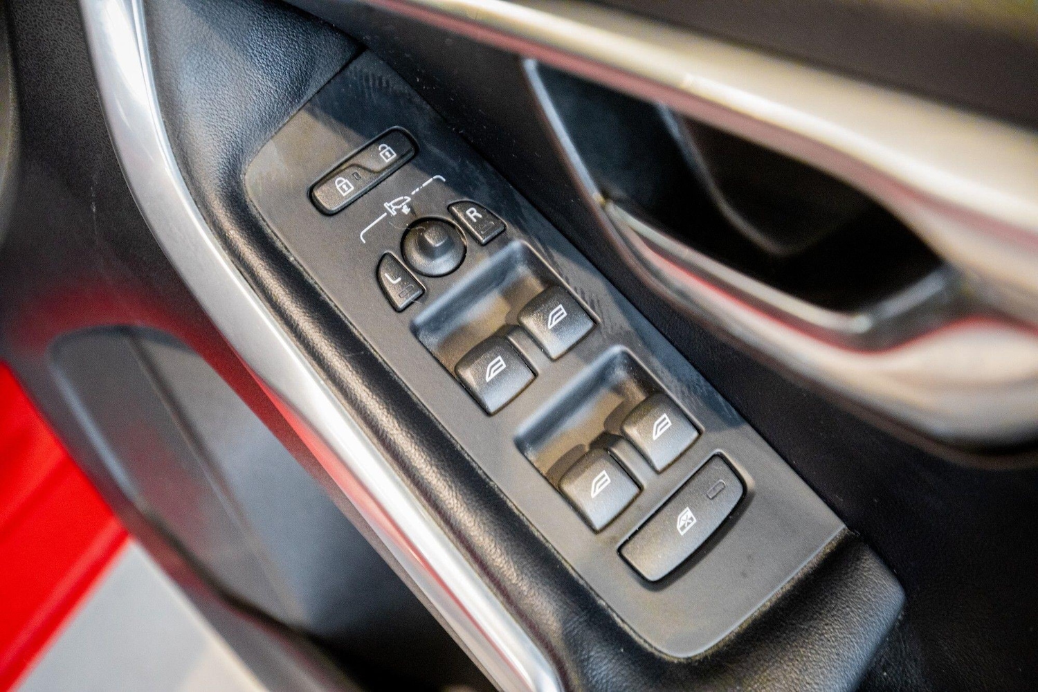 Used Volvo V40 2016 for sale - 76825227: Photo 16