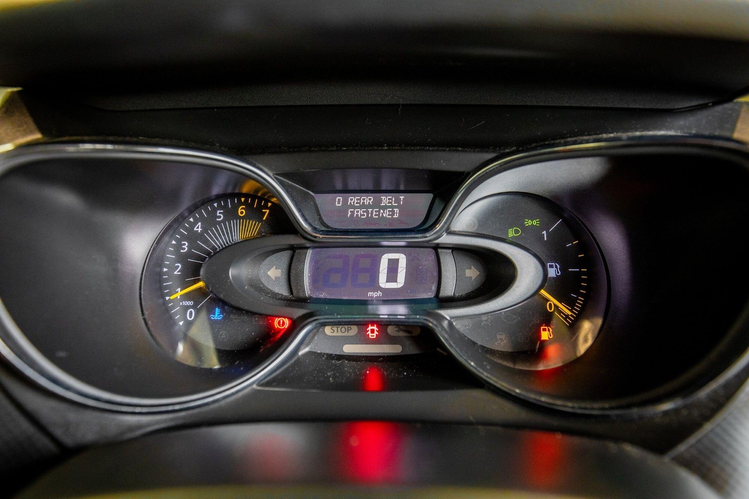 Used Renault Captur for sale - 76824302: Photo 18