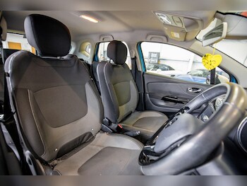 Used Renault Captur 2015 for sale - 76824302: Photo