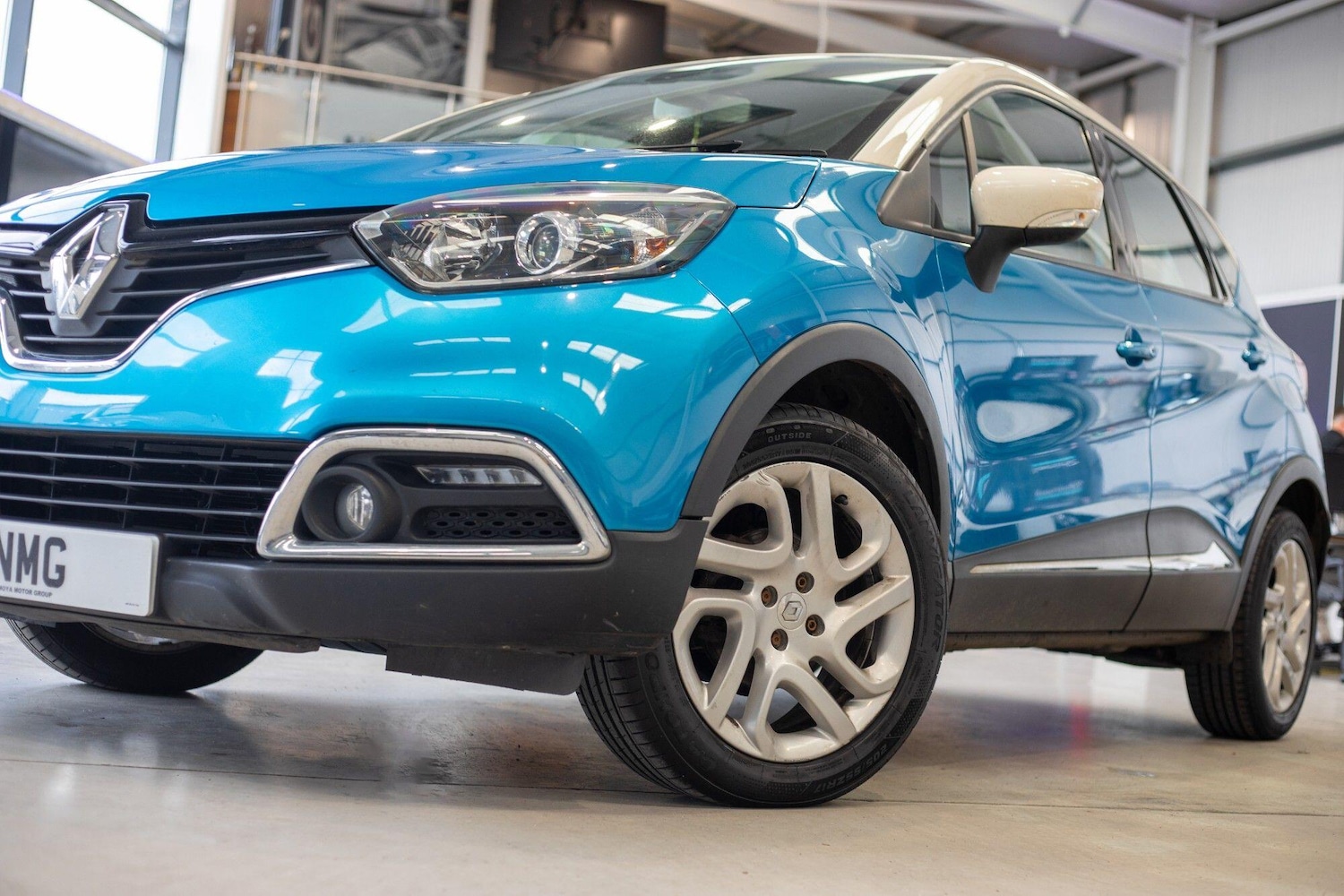 Used Renault Captur for sale - 76824302: Photo 6