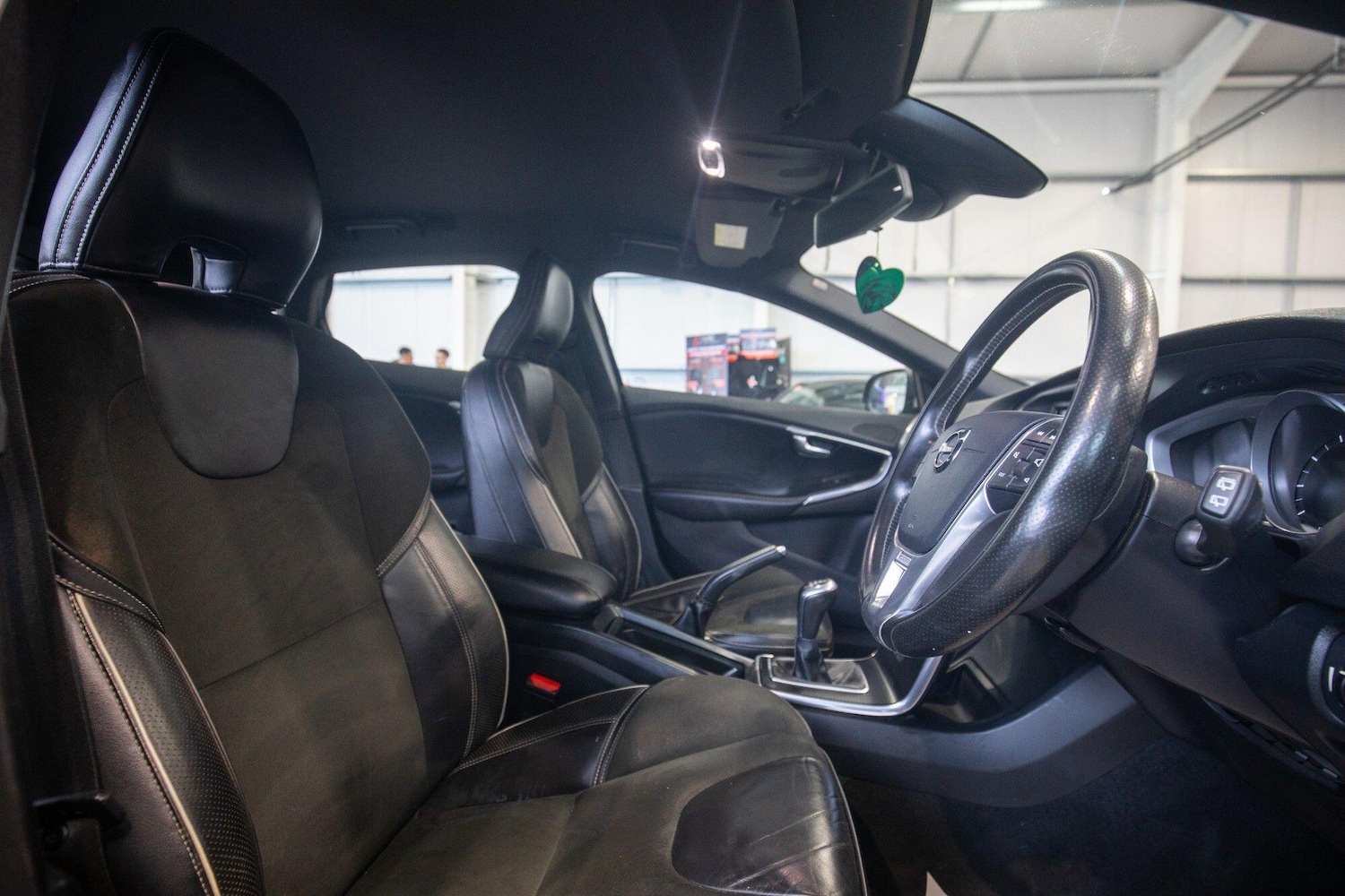 Used Volvo V40 2016 for sale - 77645693: Photo 16