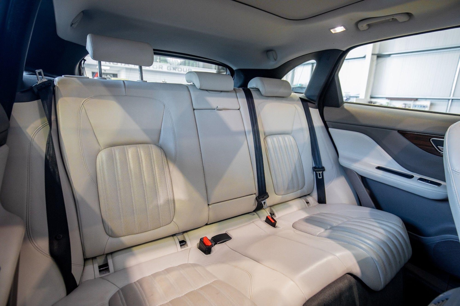 Used Jaguar F-Pace 2017 for sale - 76825162: Photo 13