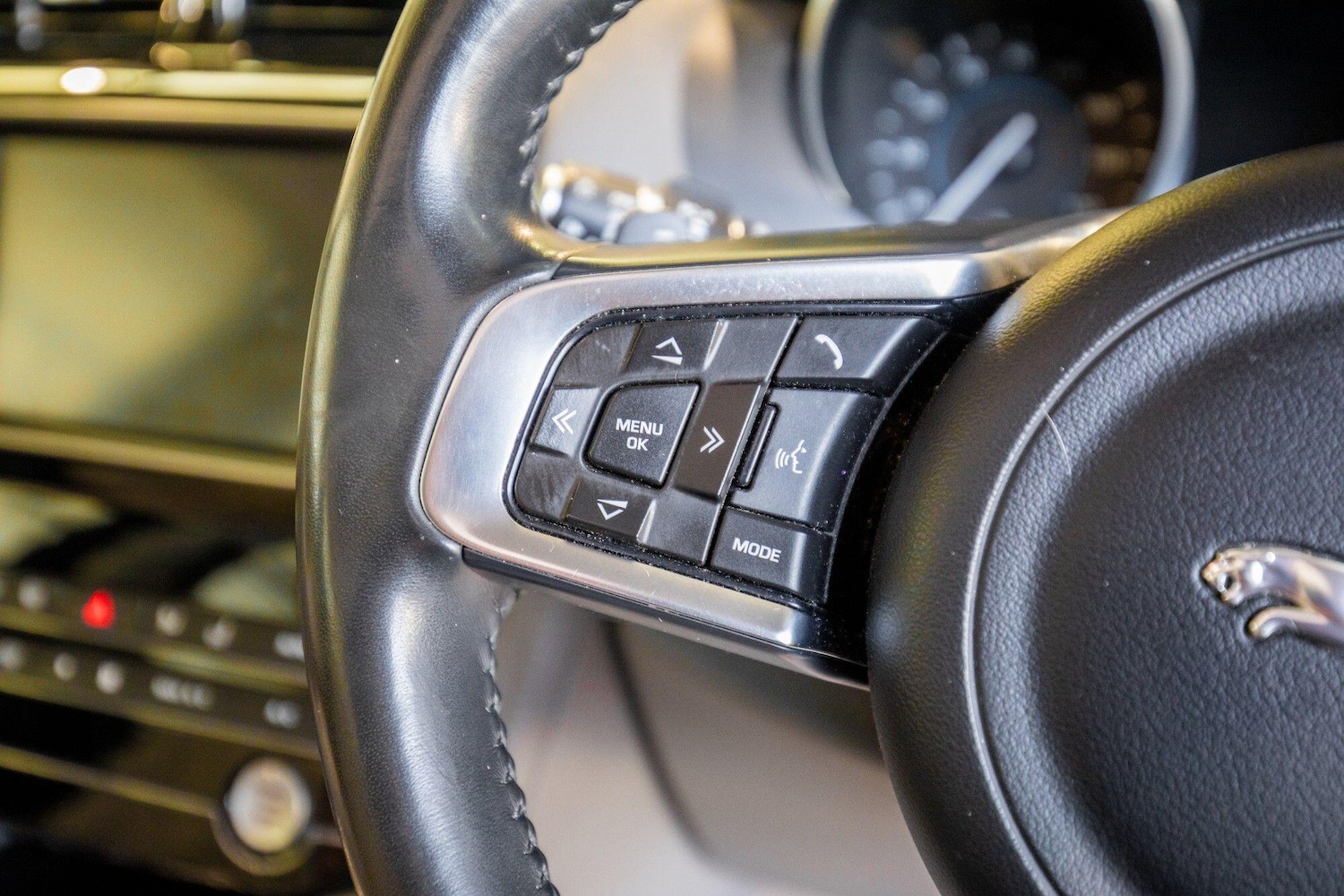 Used Jaguar F-Pace 2017 for sale - 76825162: Photo 20