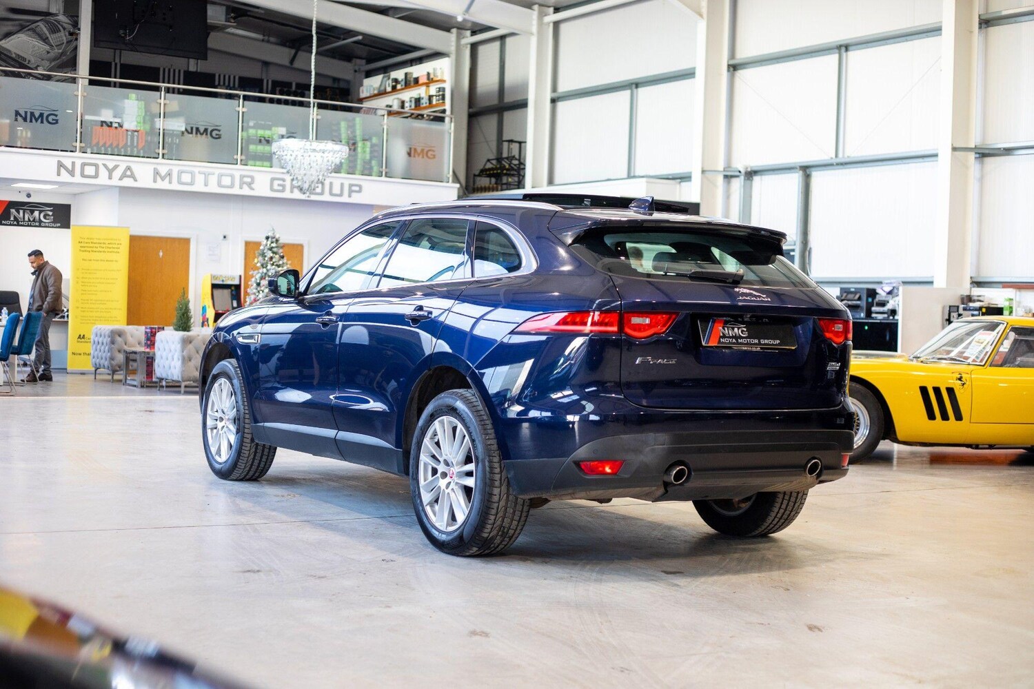 Used Jaguar F-Pace 2017 for sale - 76825162: Photo 35