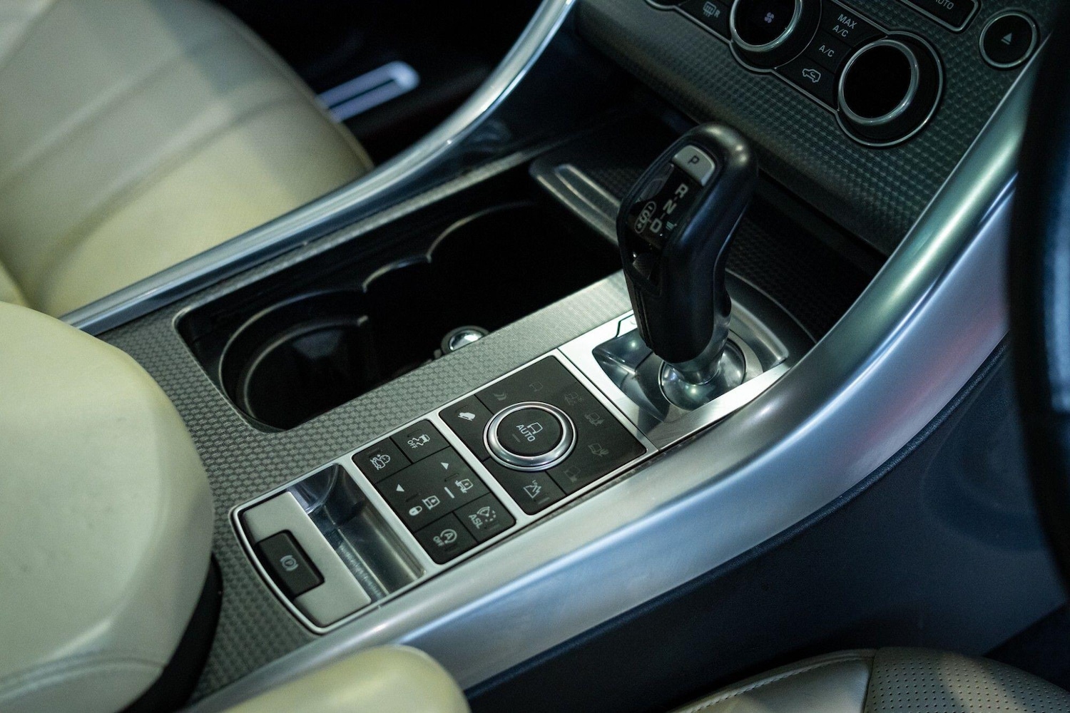 Used Land Rover Range Rover Sport 2016 for sale - 77982246: Photo 18