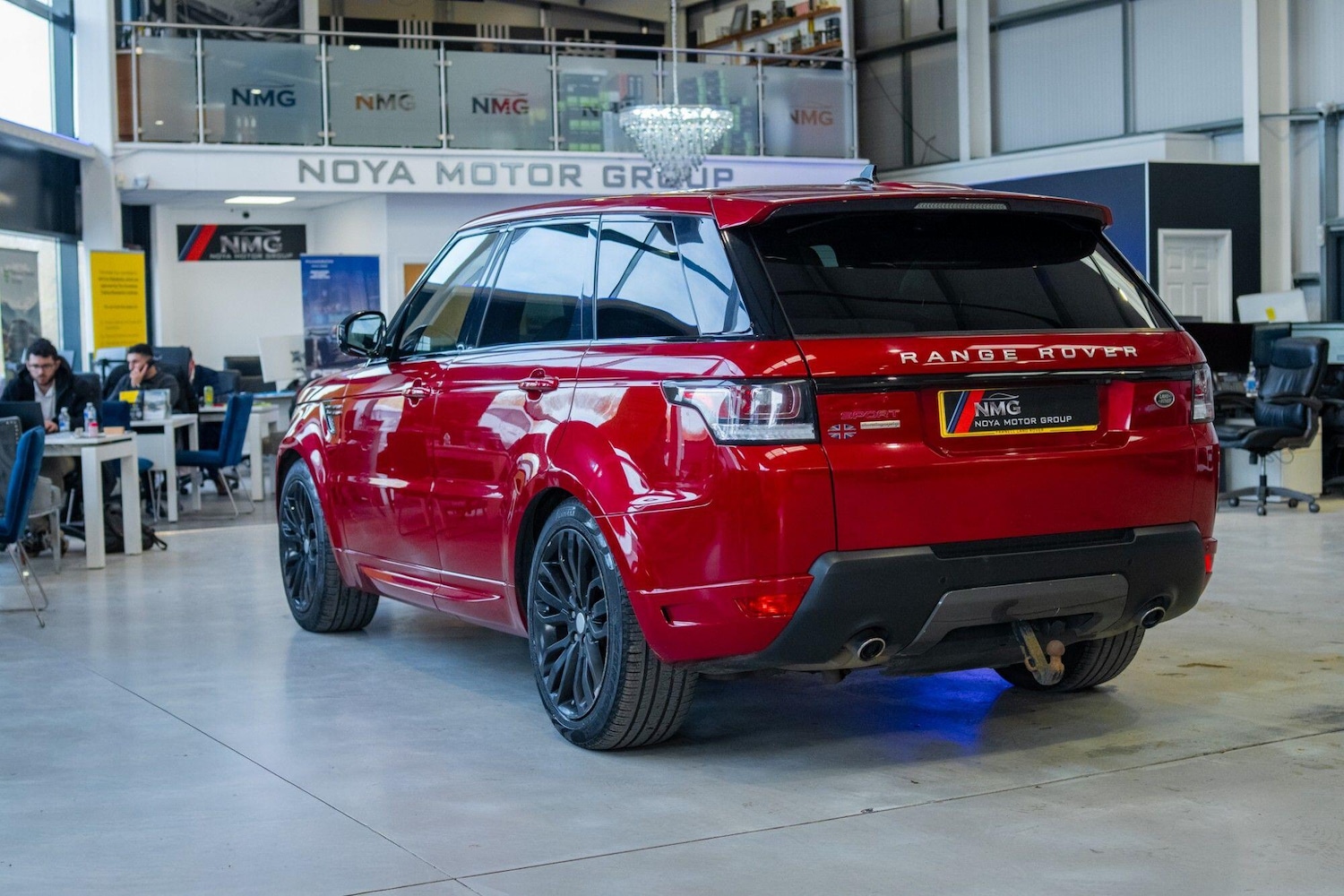 Used Land Rover Range Rover Sport 2016 for sale - 77982246: Photo 4