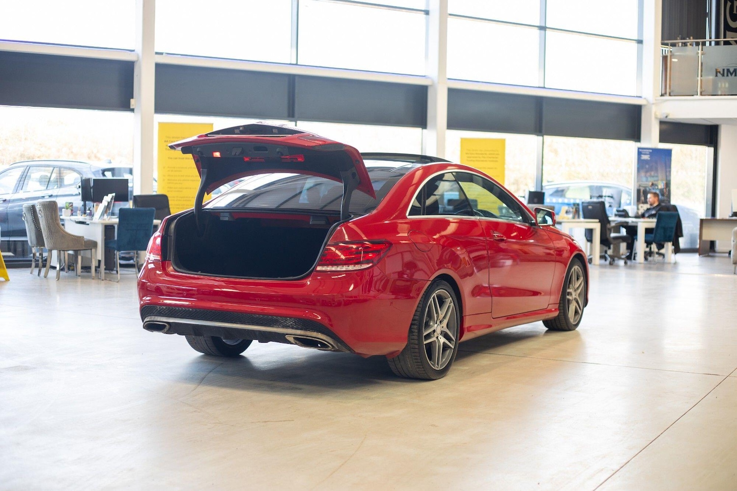 Used Mercedes-Benz E Class 2014 for sale - 77091415: Photo 41