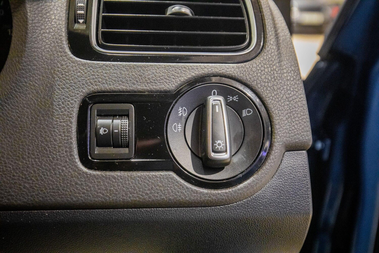 Used Volkswagen Polo for sale - 76825068: Photo 19