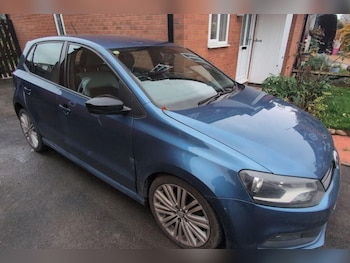 Used Volkswagen Polo 2017 for sale - 76825068: Photo