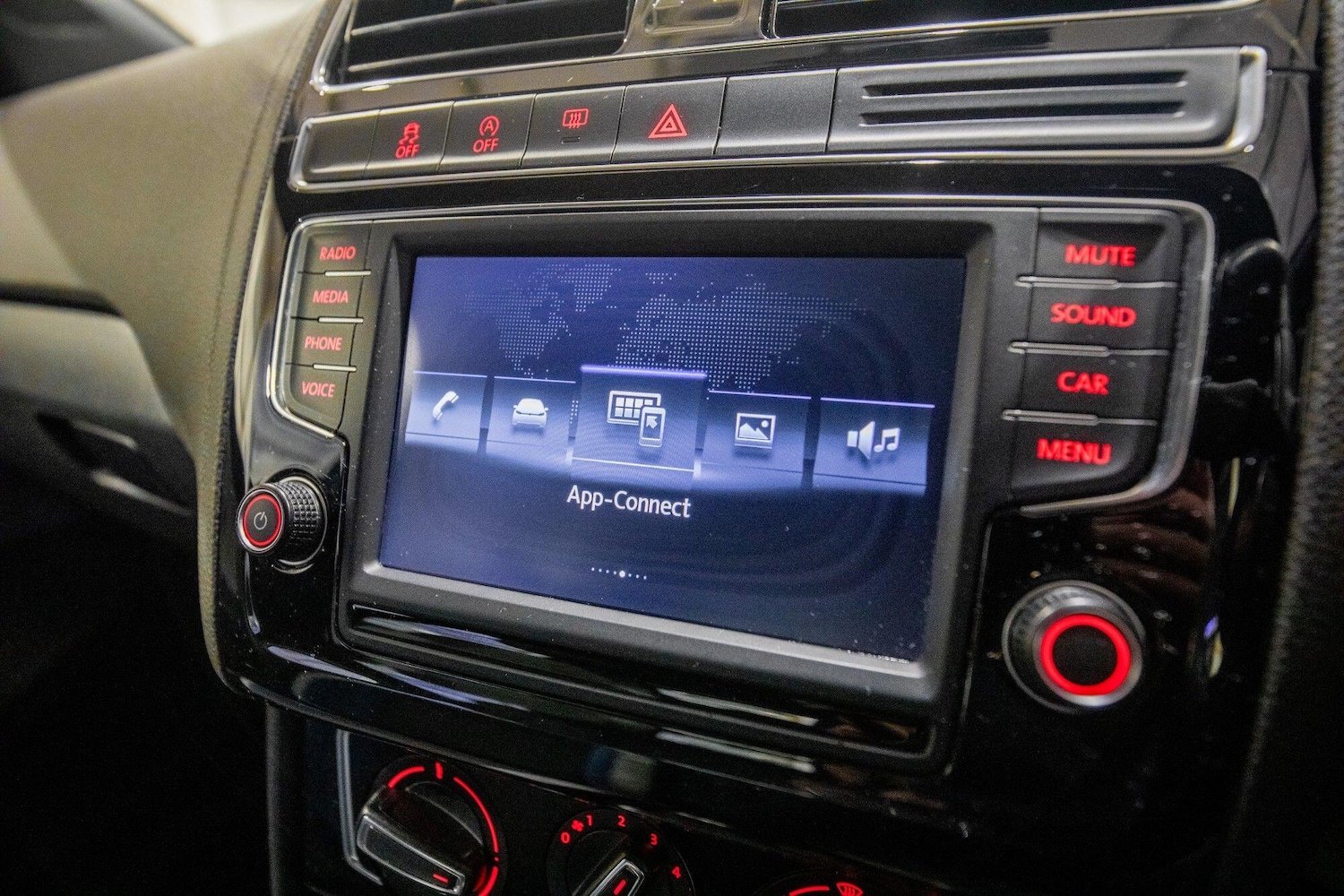 Used Volkswagen Polo for sale - 76825068: Photo 27