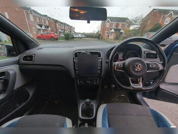 Used Volkswagen Polo 2017 for sale - 76825068: Photo