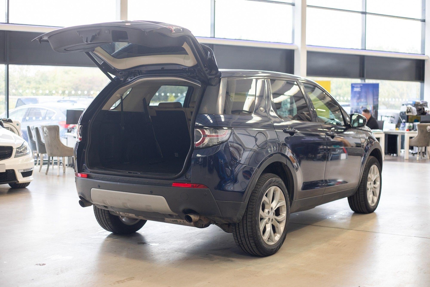 Used Land Rover Discovery Sport 2015 for sale - 76824020: Photo 37