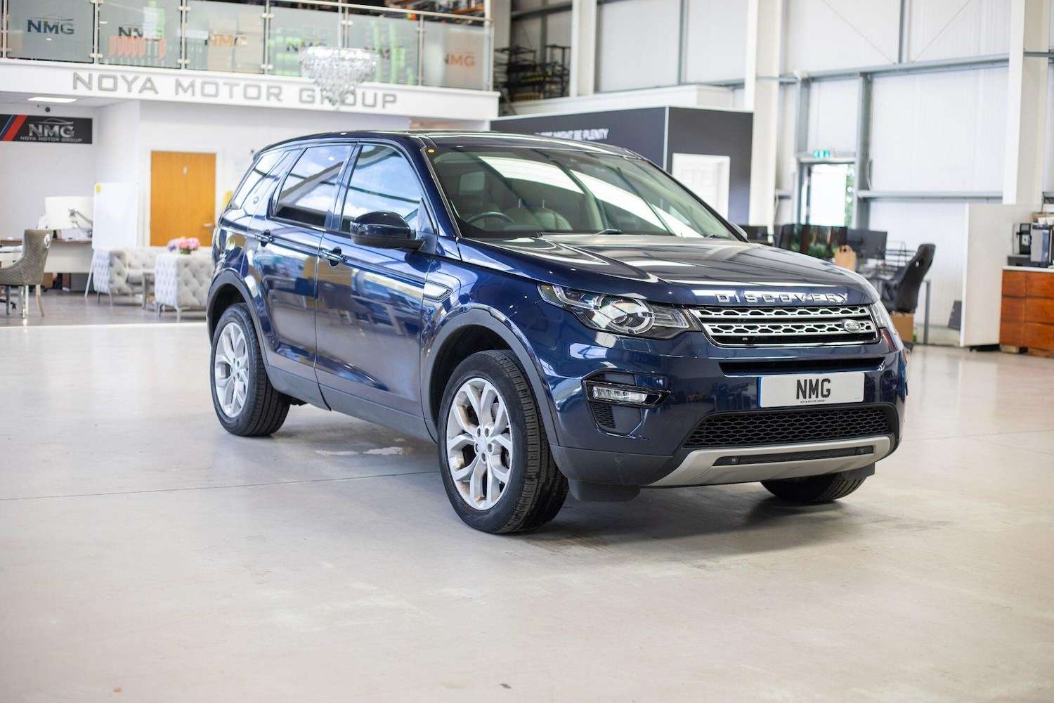 Used Land Rover Discovery Sport 2015 for sale - 76824020: Photo 8