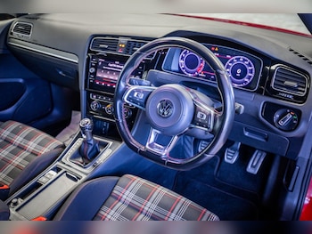 Used Volkswagen Golf 2017 for sale - 78220259: Photo