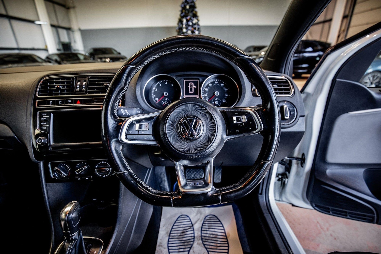 Used Volkswagen Polo 2017 for sale - 77163377: Photo 16