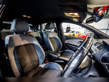 Used Volkswagen Polo 2017 for sale - 77163377: Photo