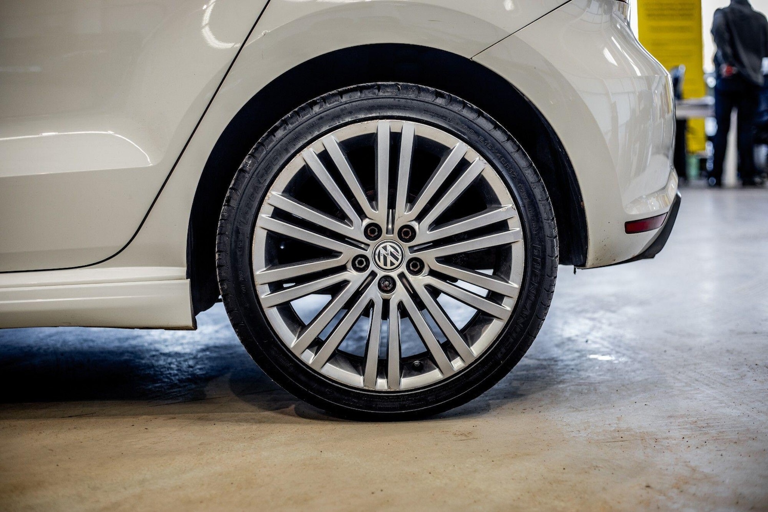 Used Volkswagen Polo 2017 for sale - 77163377: Photo 4