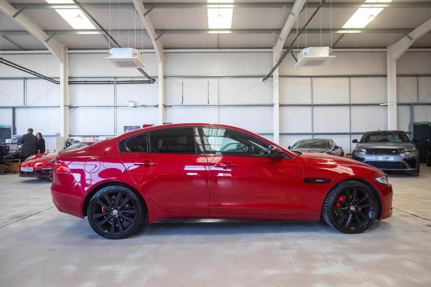Used Jaguar XE 2016 for sale - 77358972: Photo 31