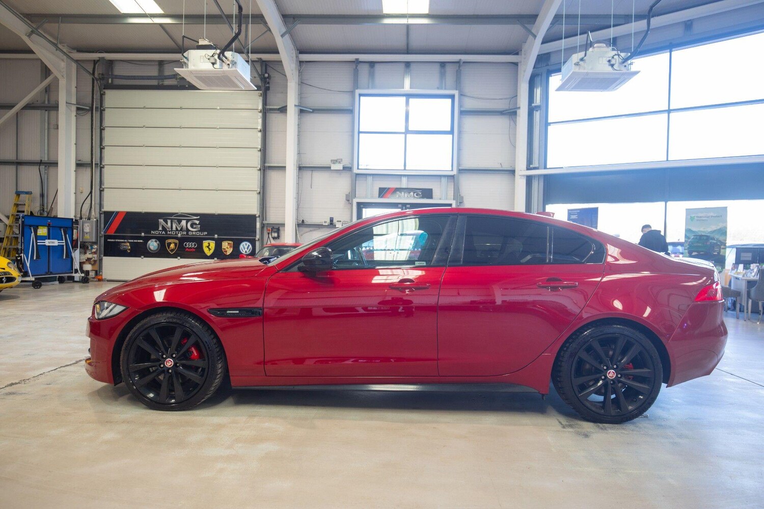 Used Jaguar XE 2016 for sale - 77358972: Photo 32