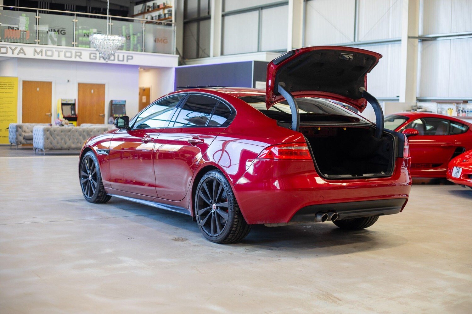 Used Jaguar XE 2016 for sale - 77358972: Photo 35