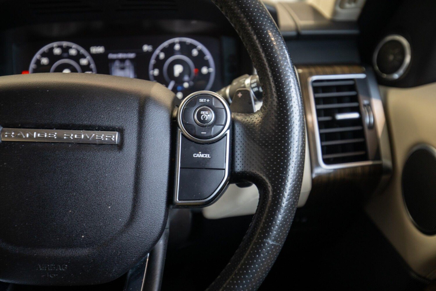 Used Land Rover Range Rover Sport 2017 for sale - 78062589: Photo 21