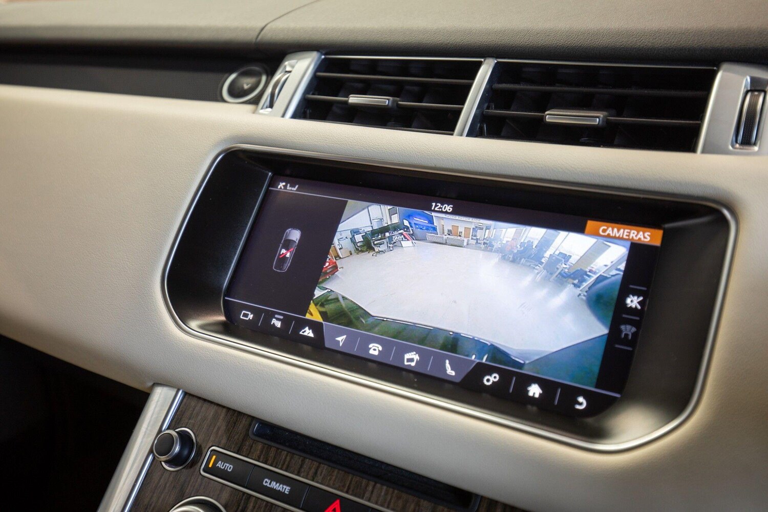 Used Land Rover Range Rover Sport 2017 for sale - 78062589: Photo 25