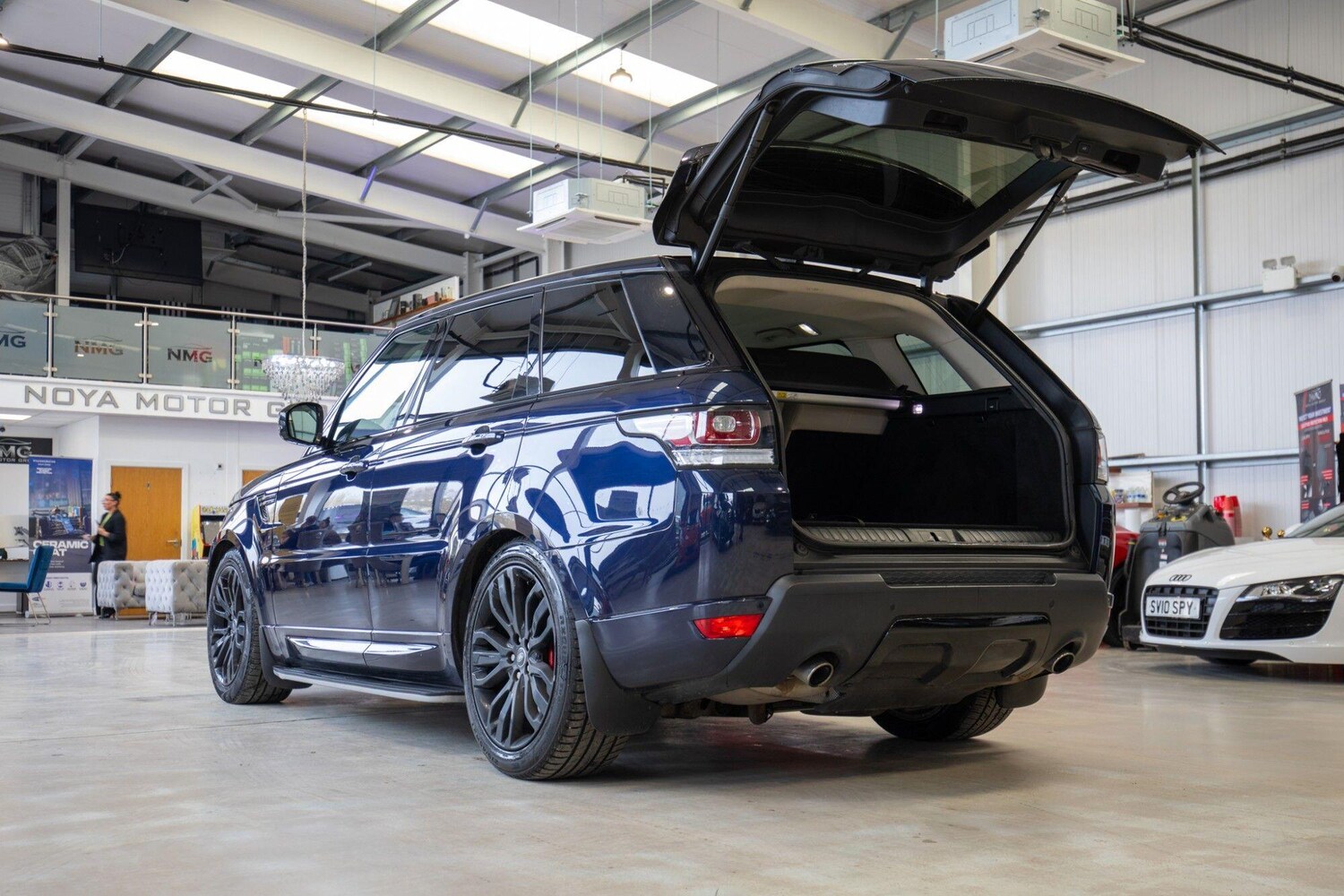 Used Land Rover Range Rover Sport 2017 for sale - 78062589: Photo 31