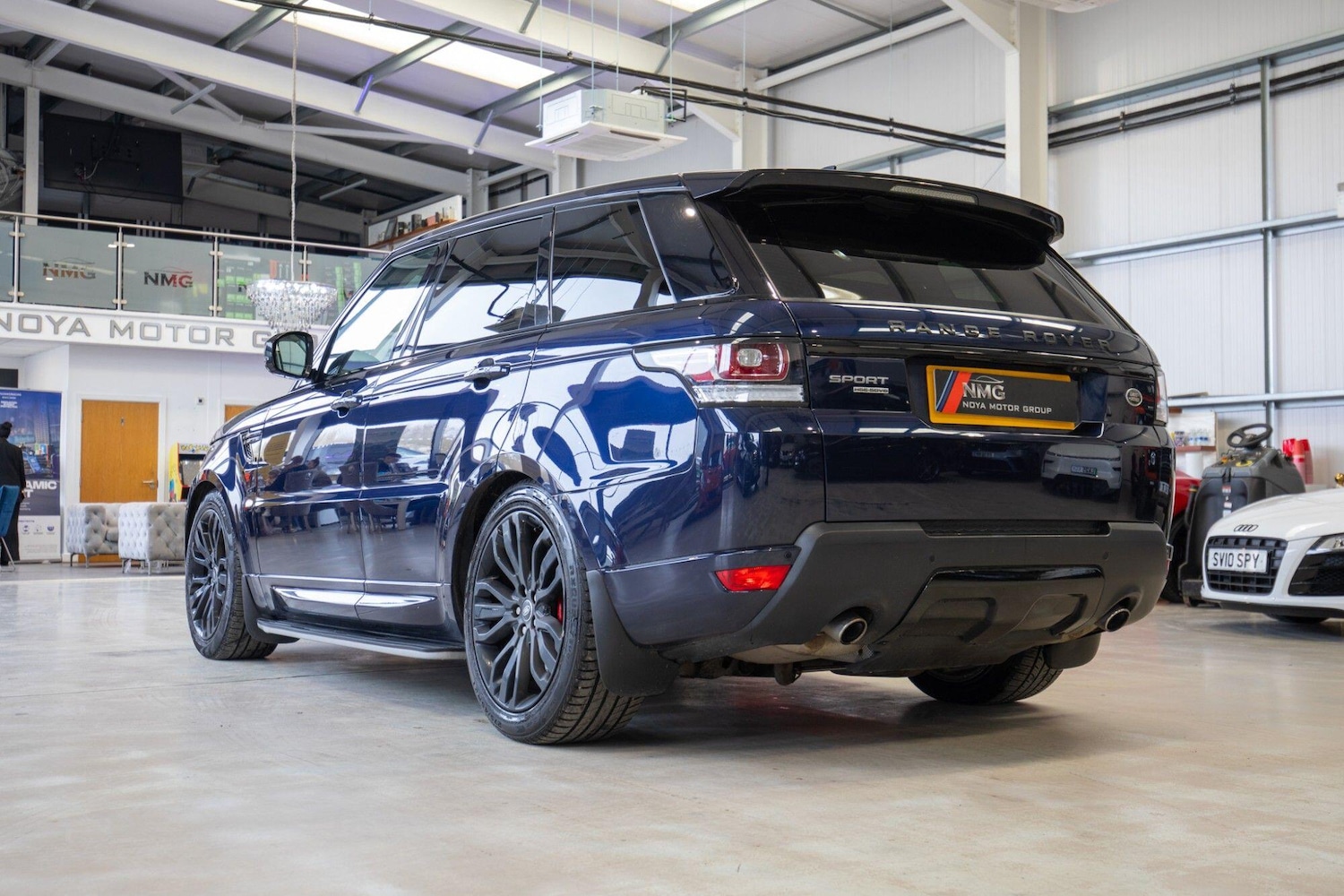 Used Land Rover Range Rover Sport 2017 for sale - 78062589: Photo 4