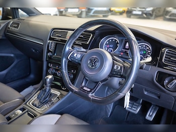 Used Volkswagen Golf 2014 for sale - 78382496: Photo